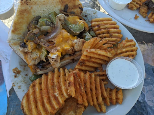 Sidelines Sports Grill Ltd photo 9